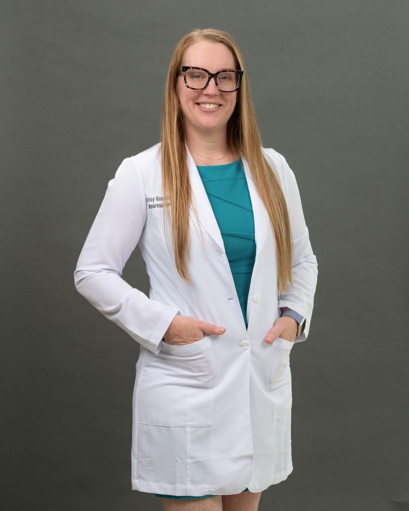 Dr.Betsy Grunch Ladyspinedoc